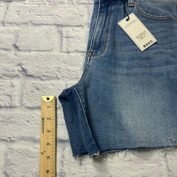 NWT Judy Blue High Waist Denim Jeans Shorts. Frayed edge. Stretch. Size XL. - Picture 9 of 9